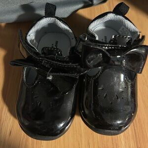 Toddler Black Patent Mary Jane Shoes with Bow